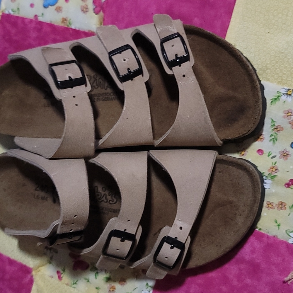 tan birkenstock